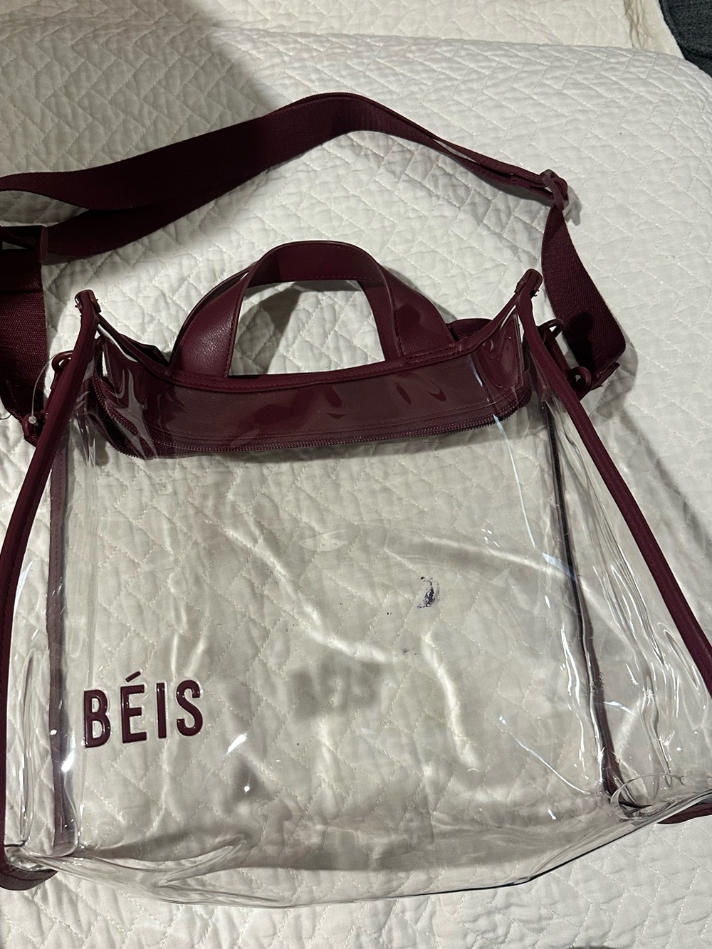 Béis- Small clear tote with maroon trim
